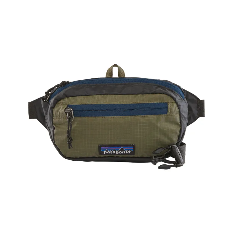 Patagonia Ultralight Black Hole Mini 1L Hip Pack in Black